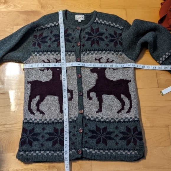 Vintage Deer Snowflakes Cowichan sweater cardigan earthy tones small B3 - Picture 8 of 8